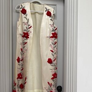 Floral Embroidered Cream Vest